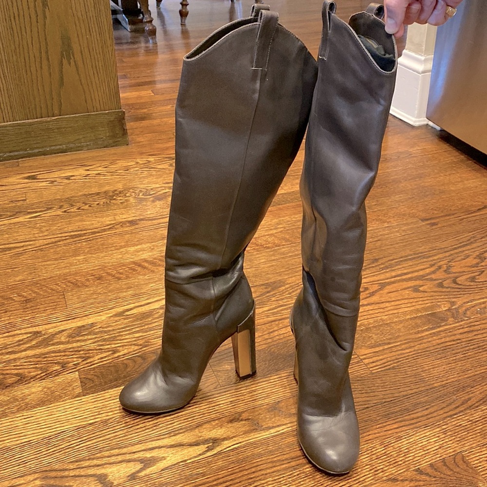 B Brian Atwood Paradis Knee High Leather Boots Brown Block Gold Heel Tall 7
